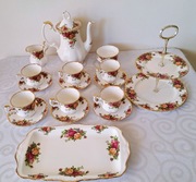 Serwis do kawy herbaty Royal Albert Old Country Roses Bone China England