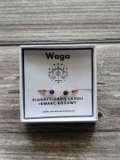 Bransoletka na jedwabnej nici dla Wagi