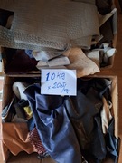 Mieszanka kawałków różnej wielkości skór naturalnych