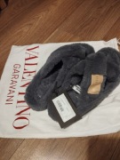 Klapki damskie Valentino Garavani UNI172