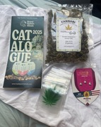 Nasiona konopii Royal Gueen Seeds Weeding Cake+ 2 x Emerald OG Berry