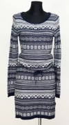 H&M Sukienka dzianinowa w skandynawskie wzory żakard rozm.38