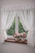 Firanka z falbankami i lambrekinem 400 x 160 cm 