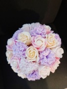 Flower box z mydlanymi kwiatami 