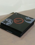 PS4 pro 1TB edycja STARWARS BATTLEFRONT 2 + 4 gry