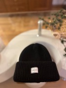 Czapka Pier One czarna 