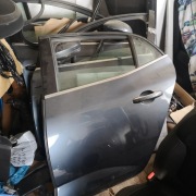 Megane 4 IV drzwi lewy lewe tył