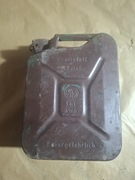 Kanister niemiecki, stary, feuergefährlich 5l TGL