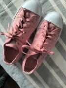 Różowe niskie brokatowe trampki Converse roz. 36
