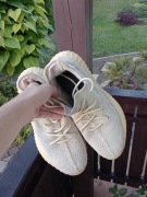Yeezy 350 v2 Butter r 44