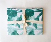 110x160 obrus w liście, turkusowy obrus liscie 