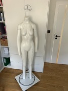 Manekin Duch damski  - rozbieralny na części fotografia produktów