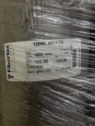 Włóknina firmy Fibertex kolor szary.