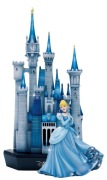 Zamek Kopciuszka i kopciuszek - figurki z okazji stulecia Disneya Disney100
