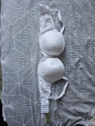 Biustonosz Intimissimi 85D