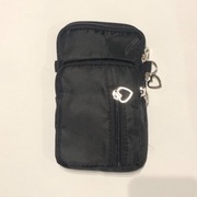 Nerka z zamkiem na pasku