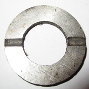 FIAT 126p / PODKŁADKA REGULACYJNA SWORZNIA ZWROTNICY 2,6mm / 2szt.