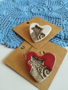 Ceramiczna broszka serce, kot, rękodzieło 