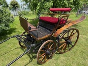 Stara bryczka doktorska, powóz konny z Niemiec