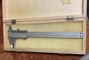 Dokładna SUWMIARKA 0 - 150 mm. w bardzo dobrym stanie 