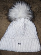 czapka zimowa z pomponem, Vaeilo