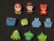 10 Pin przypinka charms klapki crocs (Disney, Toy Story, Potwory) + 1gratis