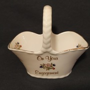 Piękny koszyk  Fine Bone China Royal Tara 