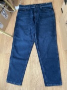 sprzedam jeans firmy Hugo Boss linia CASUAL, roz.36/34 100 % oryginał ,