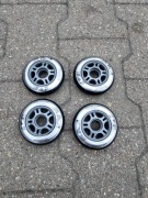 Kółka do łyżworolek rolek Nils Extreme 84 x 24 82A 4 szt.