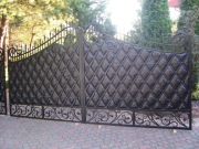 Kuta pełna brama z furtką , kuta brama