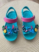 Sandały dziecięce Crocs C8 24-25 z przypinkami  Lilo i Stich