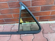 Szyba boczna trójkąt Renault Laguna II  