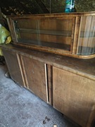 Szafa 3 drzwiowa 1 sztuka,stoliczki bez szuflad 2 sztuki,kredens 