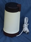 Młynek do kawy AKA Mona  Made in DDR 140W sprawny