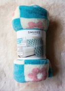 Koc dekoracyjny, narzuta  w kwiaty 150 x 170 cm