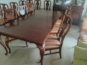 stół z krzesłami - stylowy komplet, antyki z ambasady amerykańskiej 