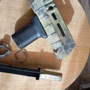 Zestaw chwytu przedniego do ak