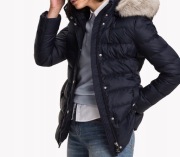 Kurtka puchowa Tommy Hilfiger ocieplana czarna