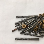 Złom węglika sprzedam 0.8kg