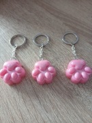 Kocia łapka. Brelok na klucze. Różowe