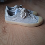 Sneakersy Palladium r. 37, dł. 23 cm, skóra trampki