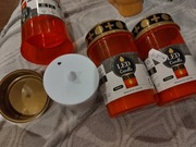 Zestaw dwa znicze na baterie oraz trzymali do karnisza wieszaki