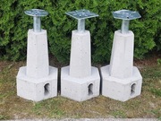 Fundament zakopywany (Stopa żelbetowa) Z25-R130-U/M8 25kg słupy pergole