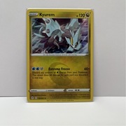 Karta Pokemon TCG Kyurem HOLO Evolving Skies