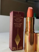 Pomadka CHARLOTTE TILBURY MATTE REVOLUTION - SEXY SIENNA