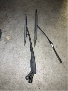 BMW 5 E39 Ramię wycieraczki przedniej szyby LEWE PRAWE Komplet