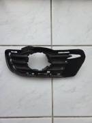 KRATKA ATRAPA ZDERZAK PRZOD LEWA MERCEDES W204 