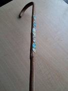 Klasyczny Wanderstock czyli laska turystyczna.