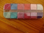 Proszek kolorowy do paznokci.