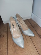 Srebrne Szpilki rozm. 39, polski producent 